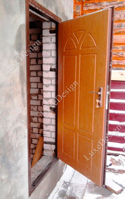Входная утепленная дверь с отделкой МДФ