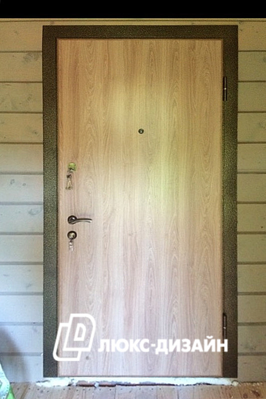 Входная дверь для дачи ламинированная панель с двух сторон